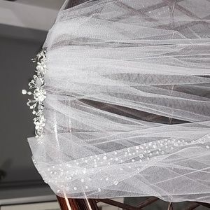 David's Bridal Tiara Crown and Veil